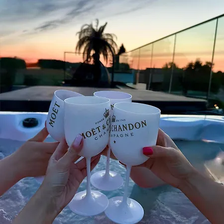 Palm Luxury 빌라 그디니아